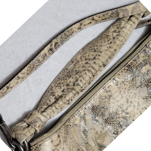 Authentic Coach Kristin Python Embossed Leather Hobo - Picture 6 of 15